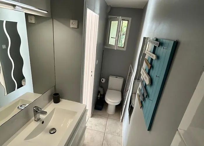 Cap D Roquille Clim 2 Pers Bord De Apartman Agde